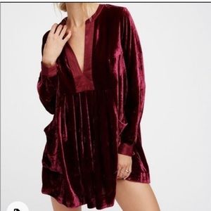 Free People Choose Me velvet v-neck tunic/mini dress |burgundy